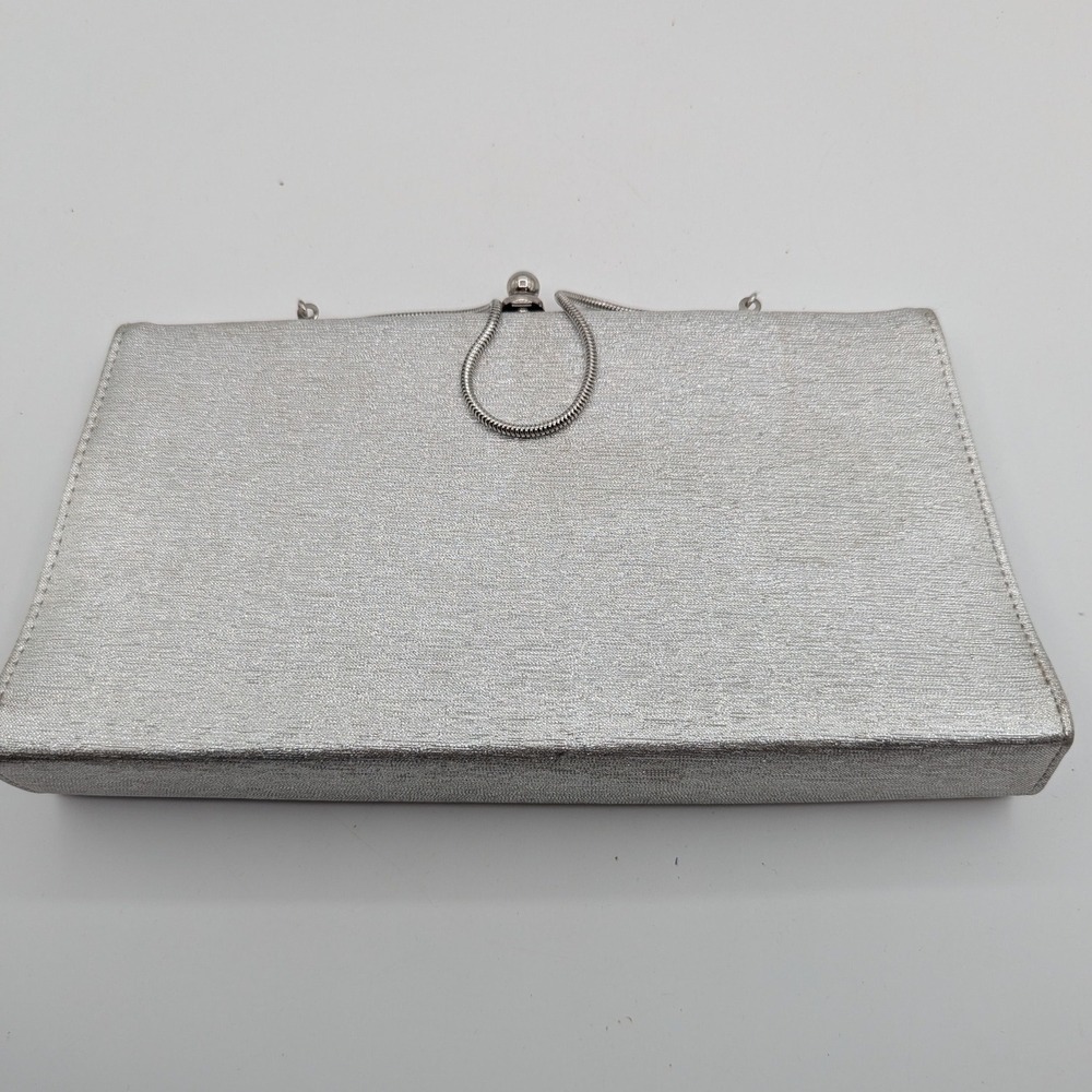 Vintage Silver Metallic Evening Clutch Bag Kiss Lock Snake Chain Strap Formal
